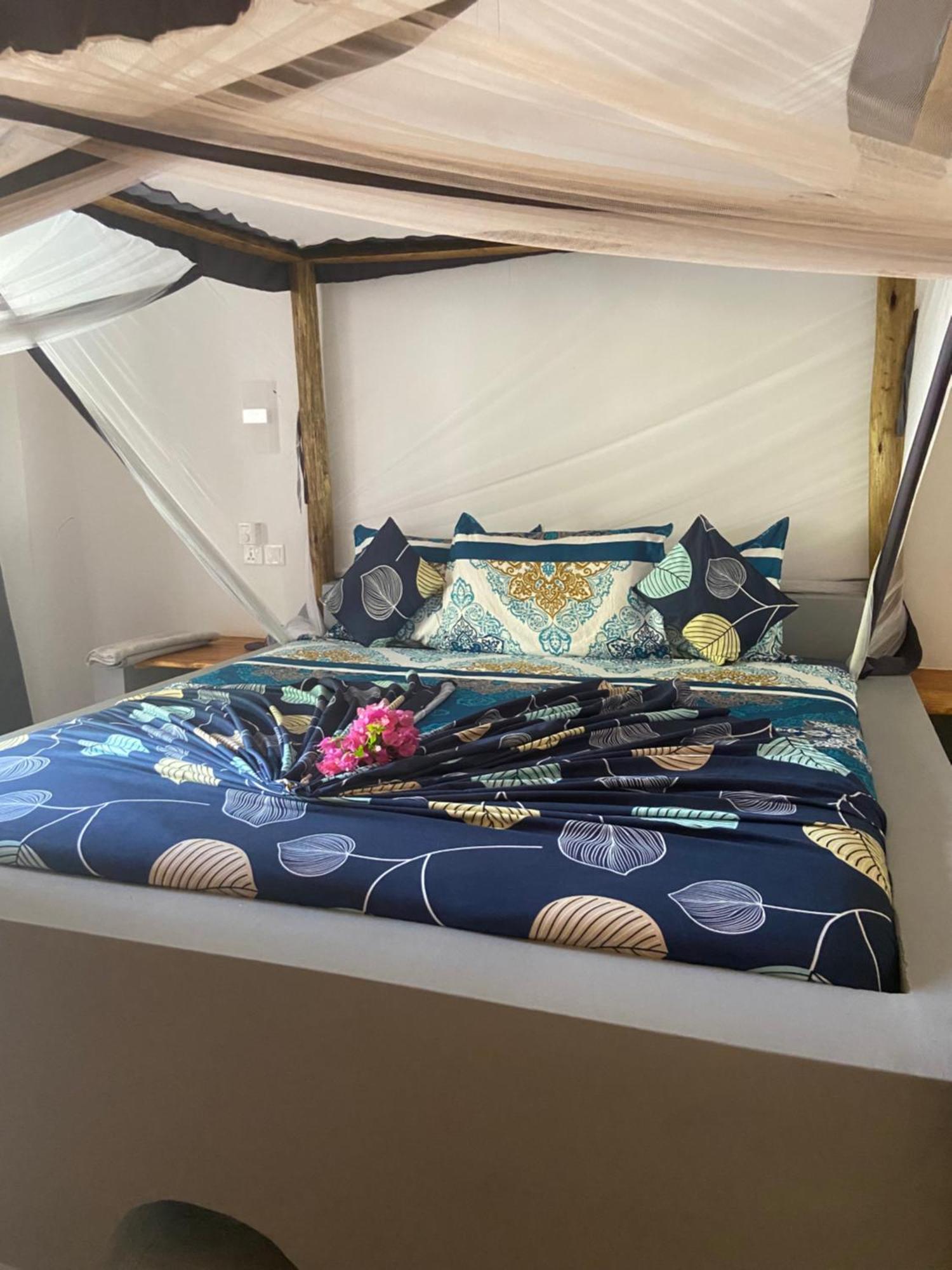 Waka Waka Bed & Breakfast Pwani Mchangani Eksteriør bilde