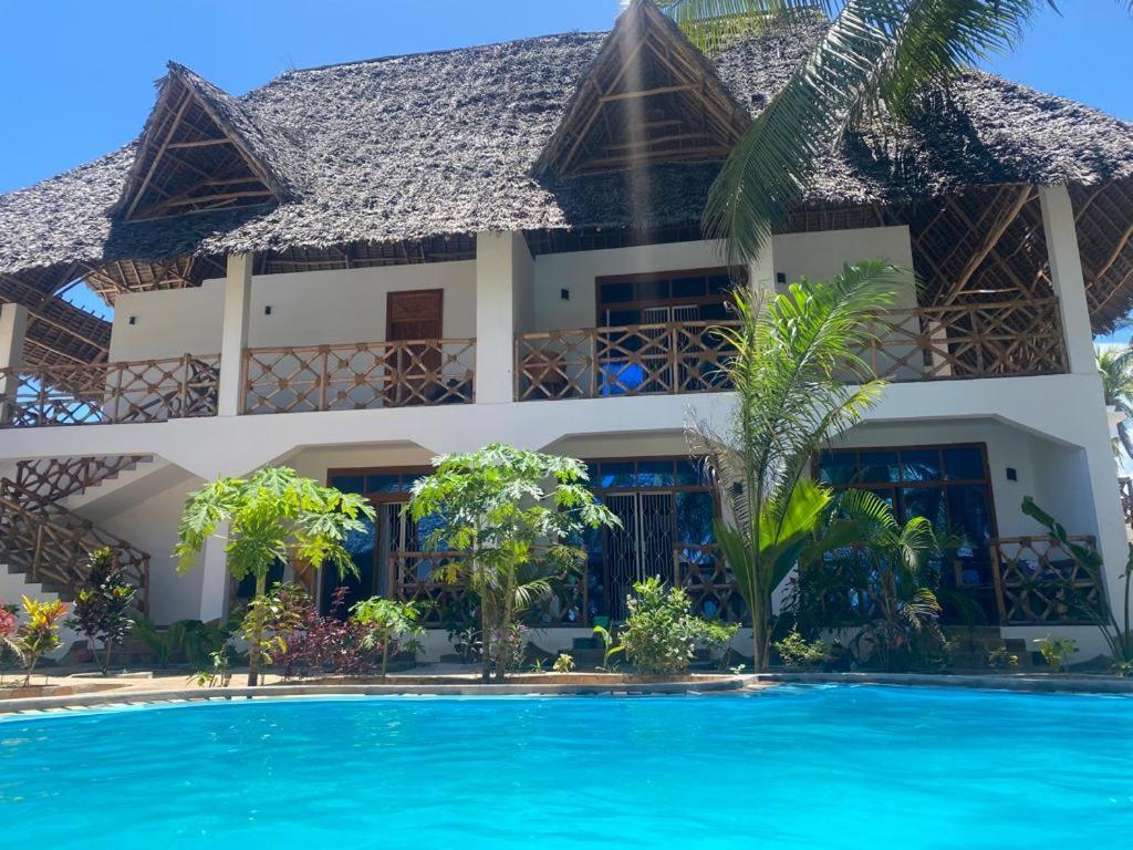 Waka Waka Bed & Breakfast Pwani Mchangani Eksteriør bilde