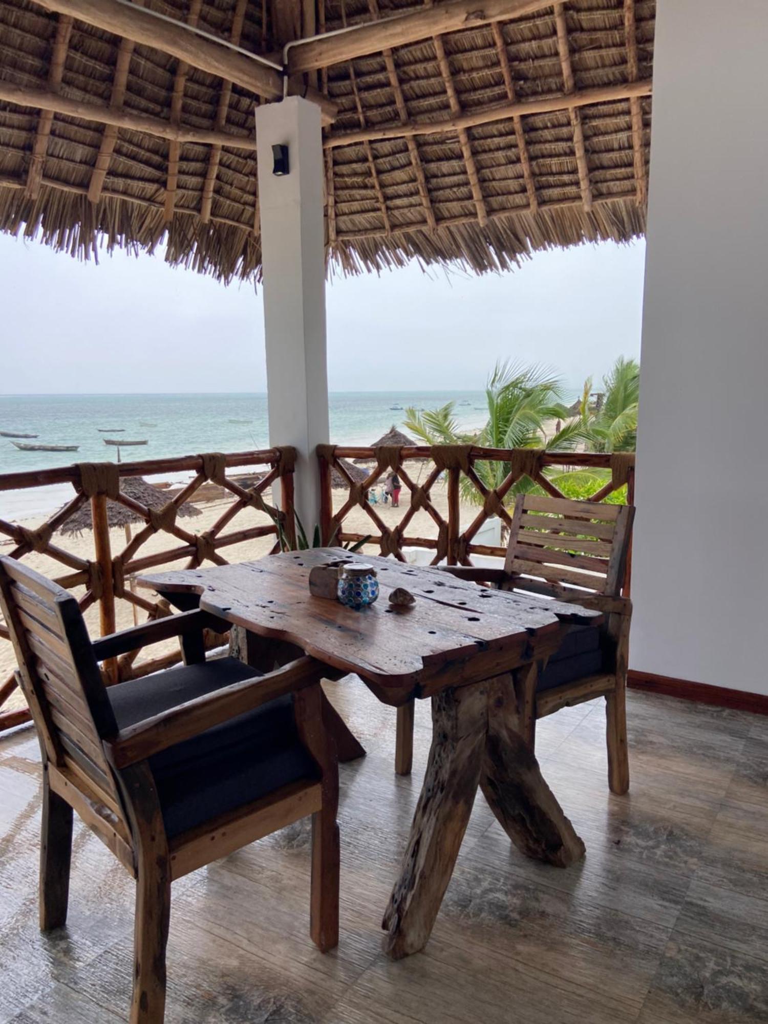 Waka Waka Bed & Breakfast Pwani Mchangani Eksteriør bilde